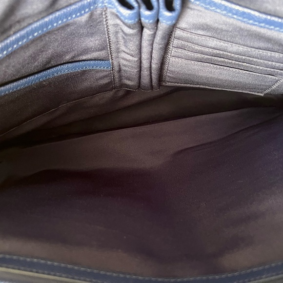 Cole Haan American Airlines Blue Leather Travel Bag - Picture 9 of 12